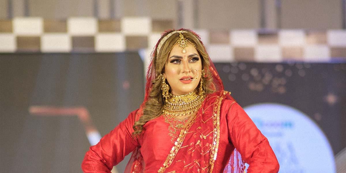 তিন ধারাবাহিক নিয়ে ফিরছেন অভিনেত্রী আনিকা কবির শখ